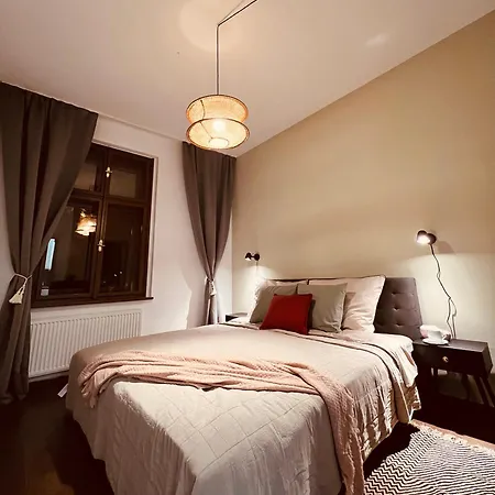 Quiet And Cozy By The Walls Of Vysehrad Apartment Prague